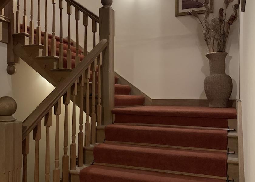 England Spalding Interior Entrance