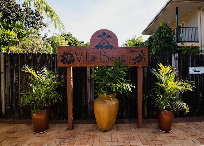 Queensland Clifton Beach Entrance