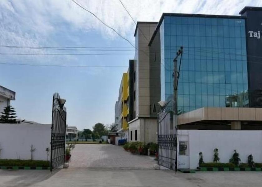 Bihar Bodh Gaya Front of property