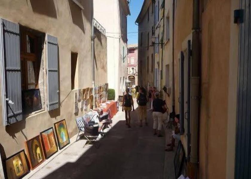 Provence - Alpes - Cote d'Azur Malaucene Exterior Detail