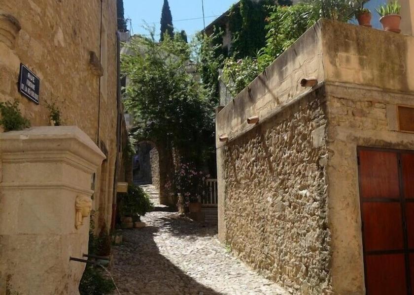 Provence - Alpes - Cote d'Azur Malaucene Exterior Detail