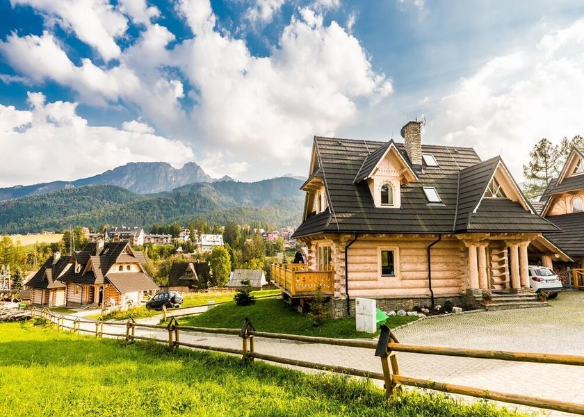 Lesser Poland Voivodeship Koscielisko Exterior Detail