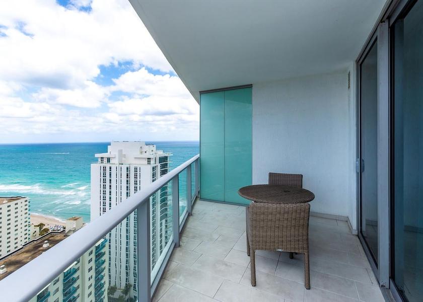 Florida Hollywood Terrace