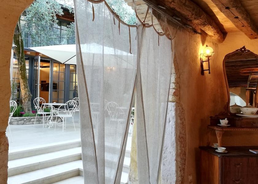 Lombardy Gargnano Reception