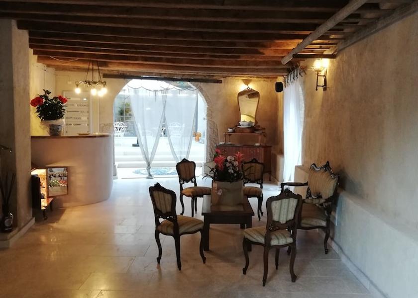 Lombardy Gargnano Reception