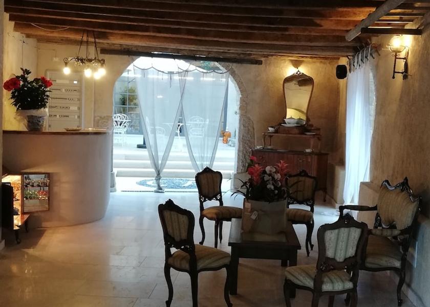 Lombardy Gargnano Reception