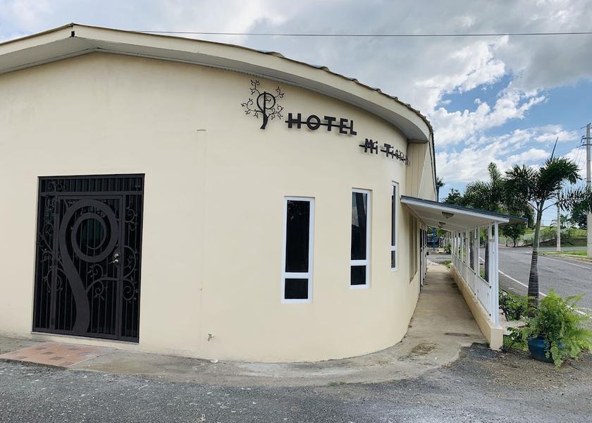  Cabo Rojo Facade