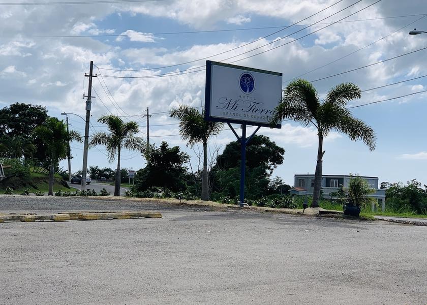 Cabo Rojo Entrance