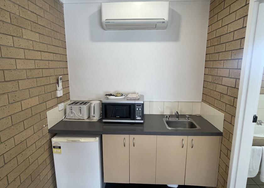 New South Wales Albury Private kitchenette