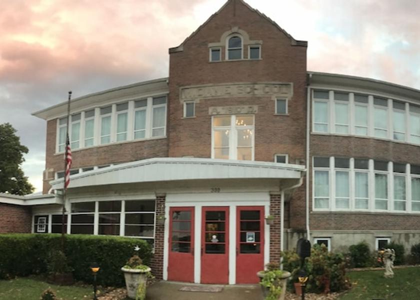 Illinois Anna Facade