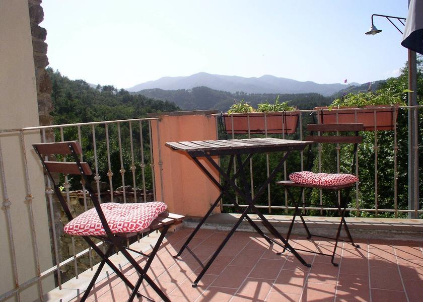 Liguria Ricco del Golfo di Spezia Exterior Detail