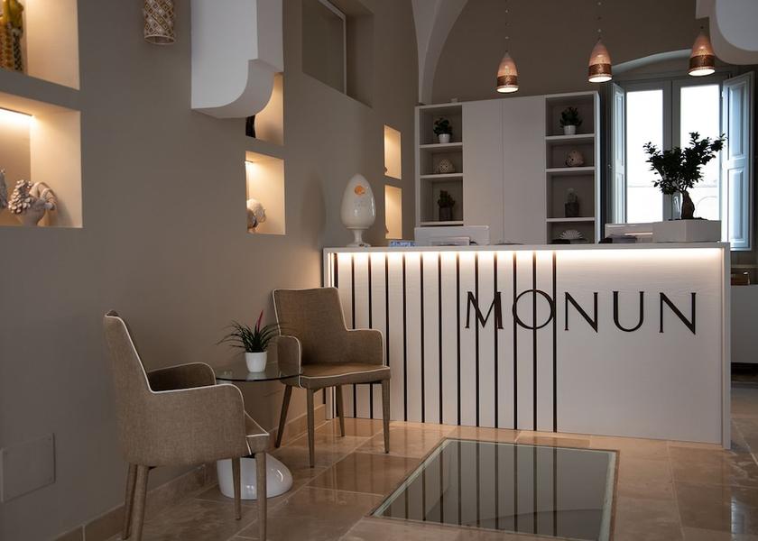 Puglia Grottaglie Reception