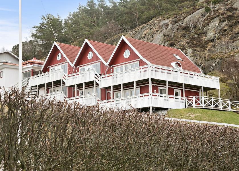 Vastra Gotaland County Roennaeng Facade