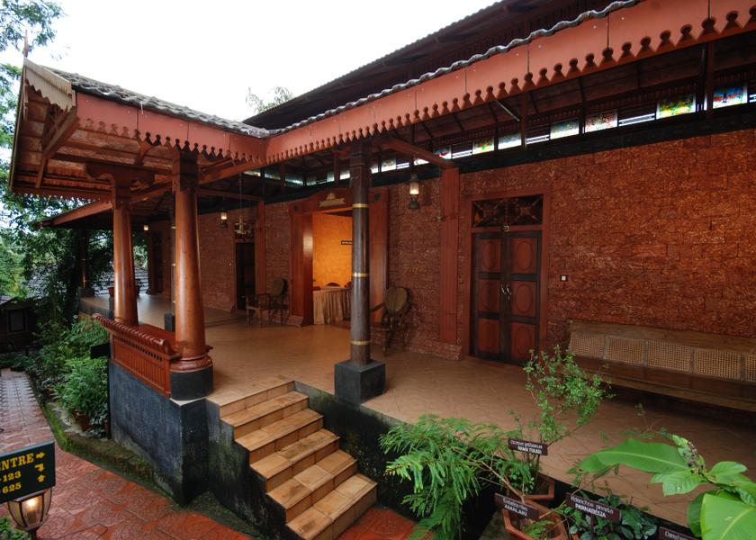 Kerala Kozhikode Hotel Exterior