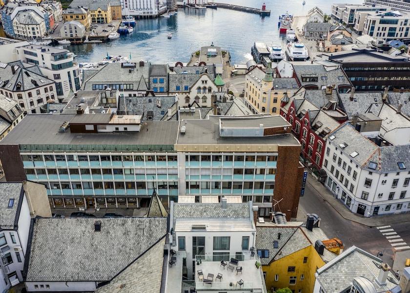 More og Romsdal (county) Alesund Primary image