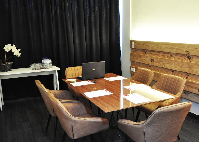 São Paulo State Fernandopolis Meeting Room