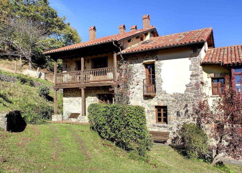 Asturias Llanes Exterior Detail