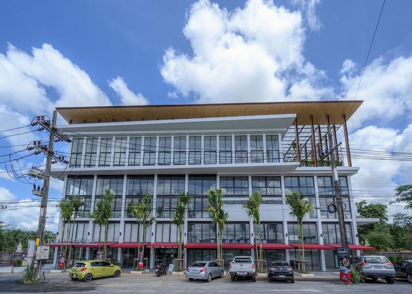 Phuket Si Sunthon Exterior Detail