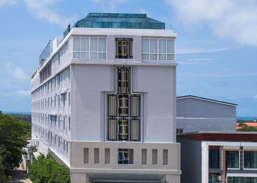 Rayong Province Ban Chang Exterior