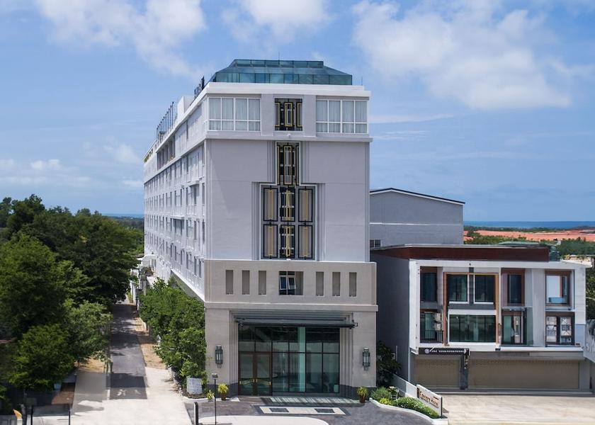 Rayong Province Ban Chang Primary image