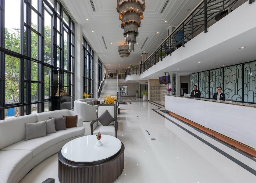 Rayong Province Ban Chang Lobby