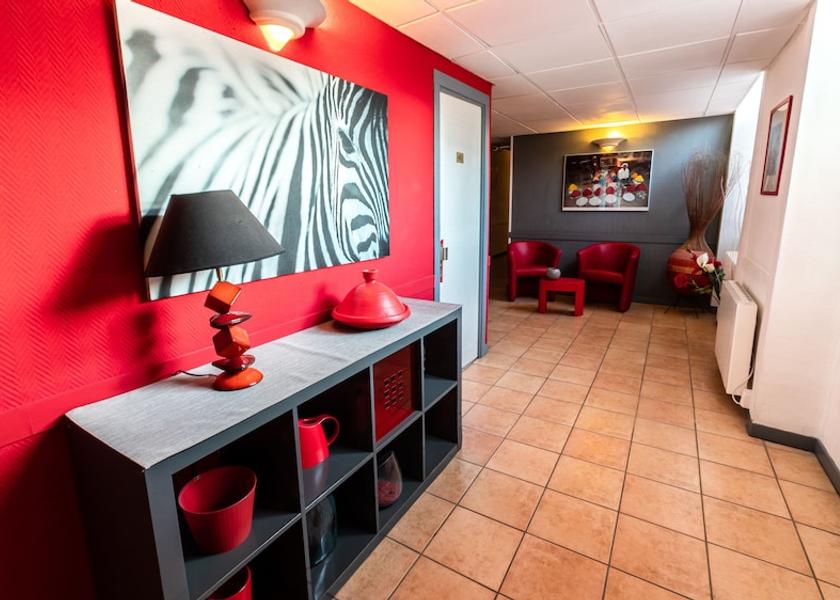 Auvergne-Rhone-Alpes Saint-Etienne Reception