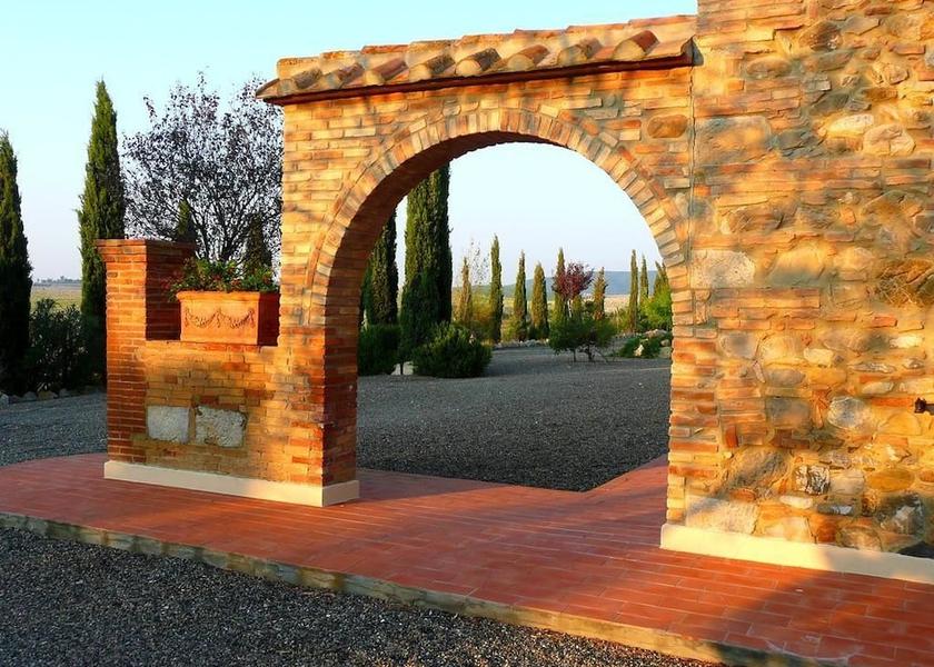 Tuscany Santa Luce Exterior Detail