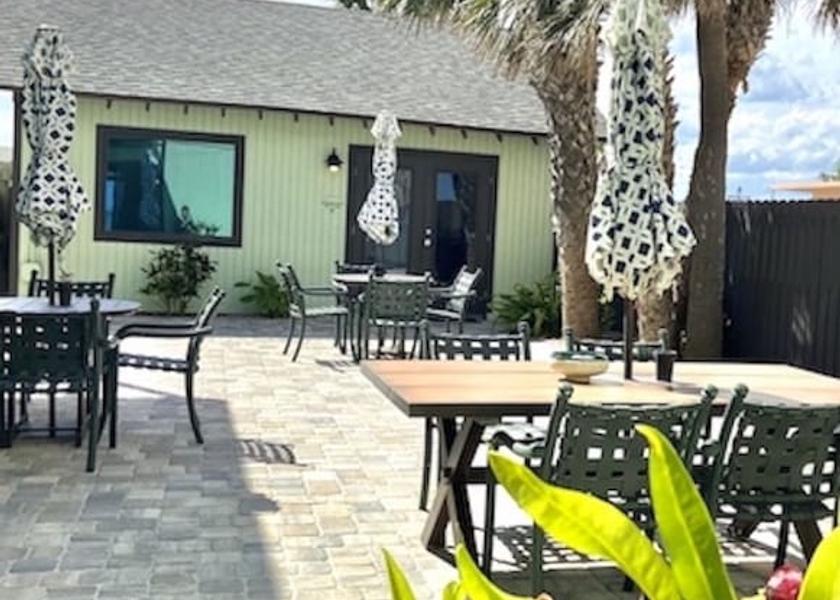 Florida Daytona Beach Shores Exterior Detail
