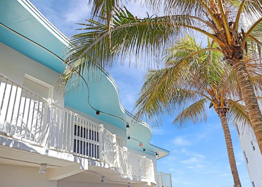 Florida Lauderdale-by-the-Sea Exterior Detail