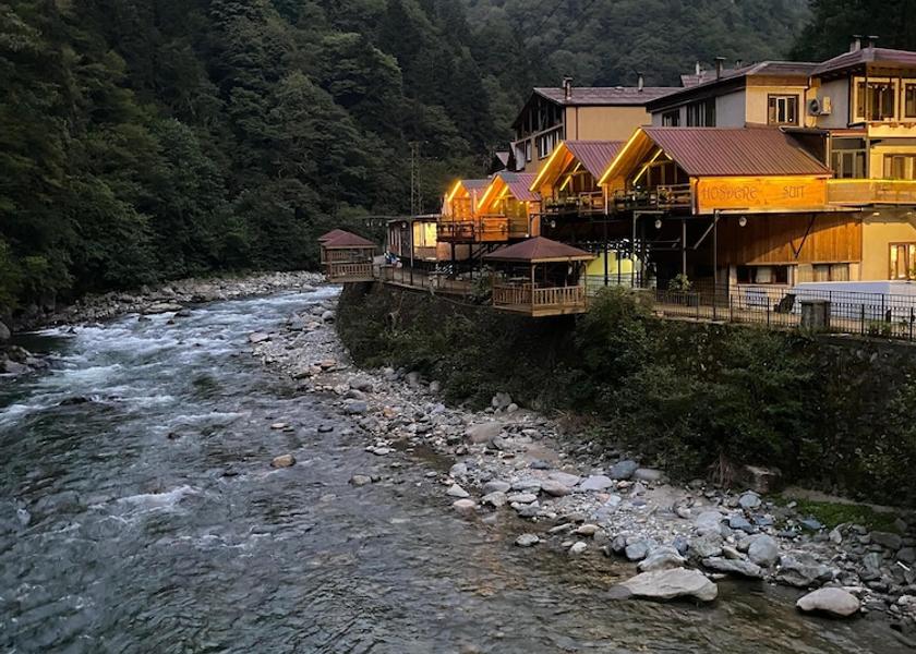 Rize Province Çamlıhemşin Exterior Detail