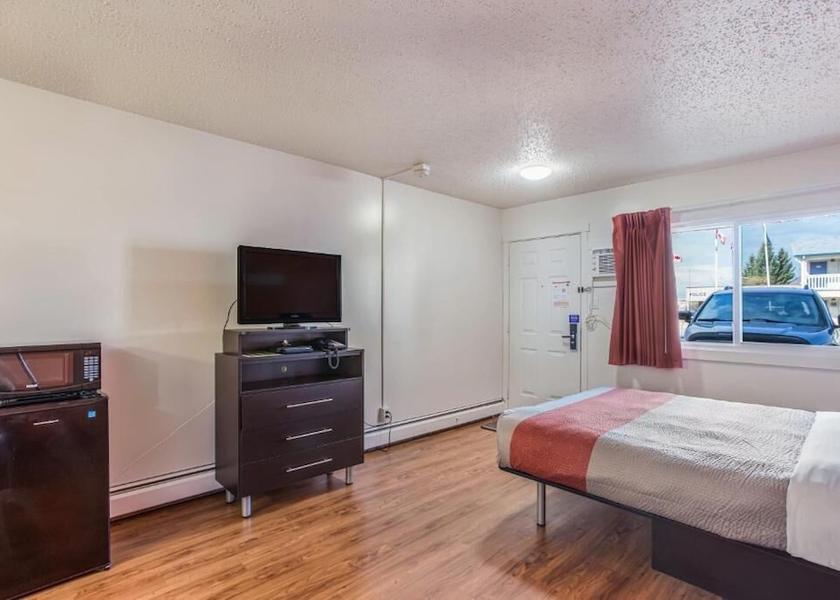Alberta Camrose Room