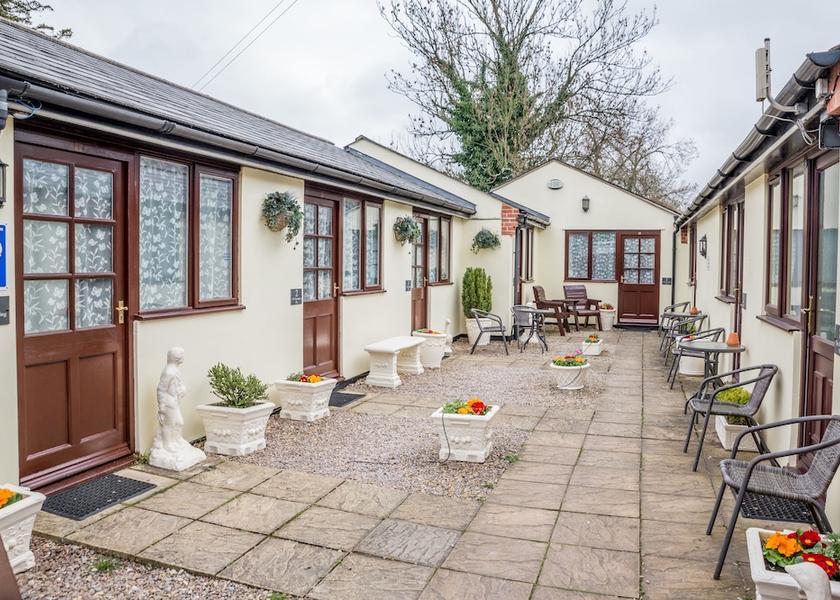England Longhope Courtyard