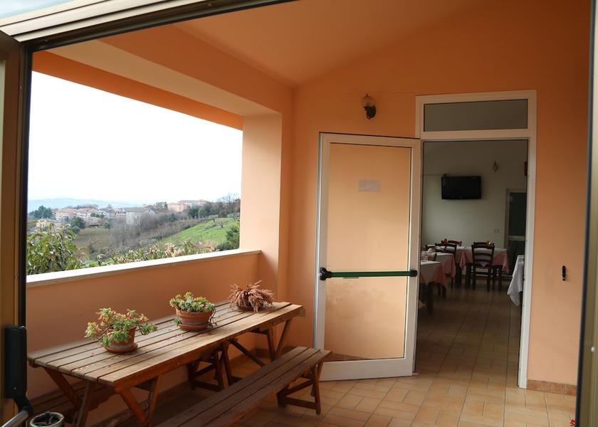 Marche Morrovalle Entrance