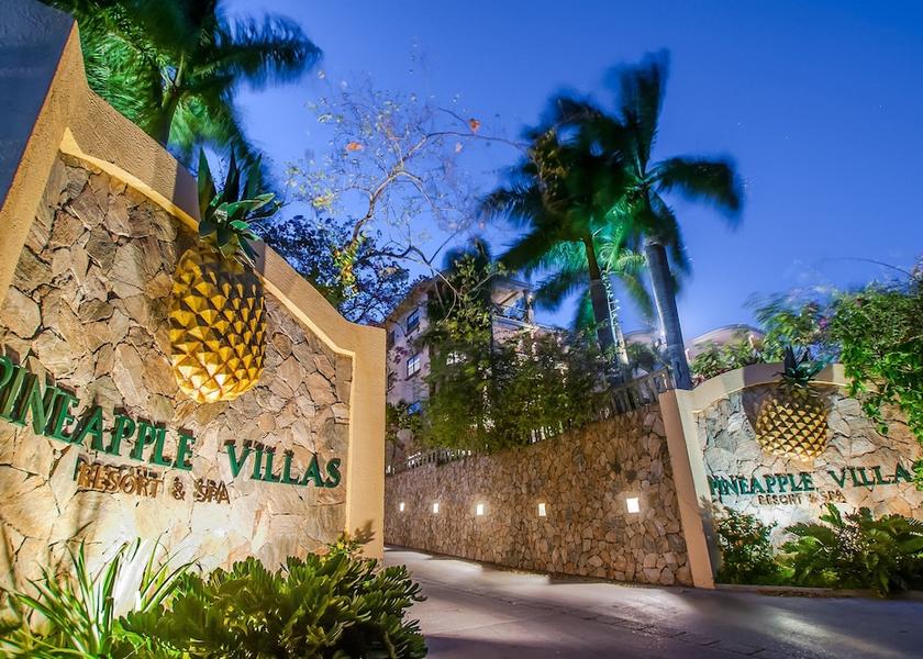 Bay Islands Roatan Front of property - evening/night