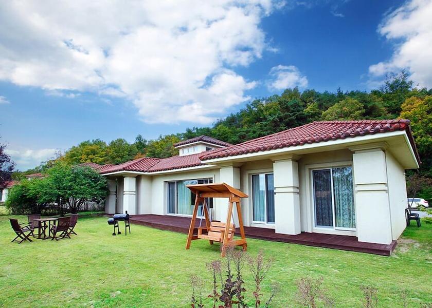 Gangwon Hoengseong Facade