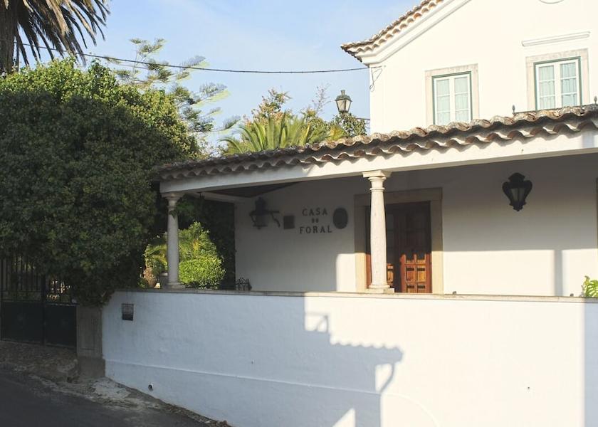 Santarém Rio Maior Facade