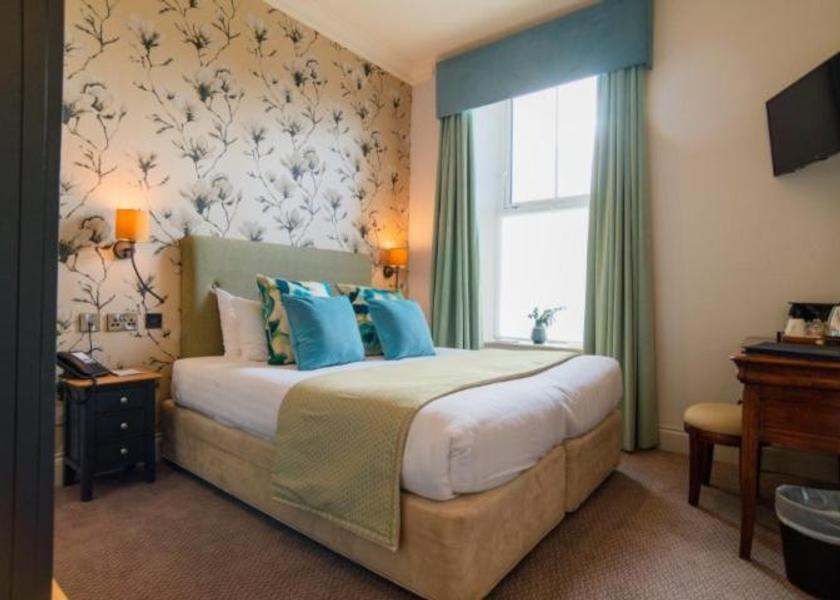 England Helston Double or Twin Room with Side Sea View