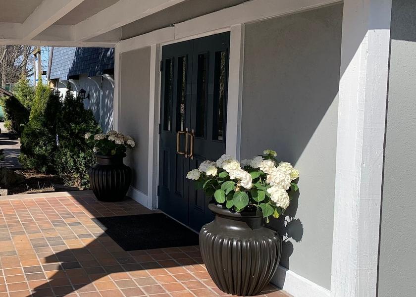 Ontario Ramara Facade