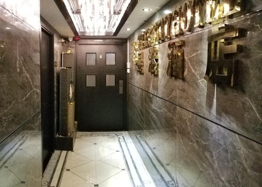  Kowloon Property entrance