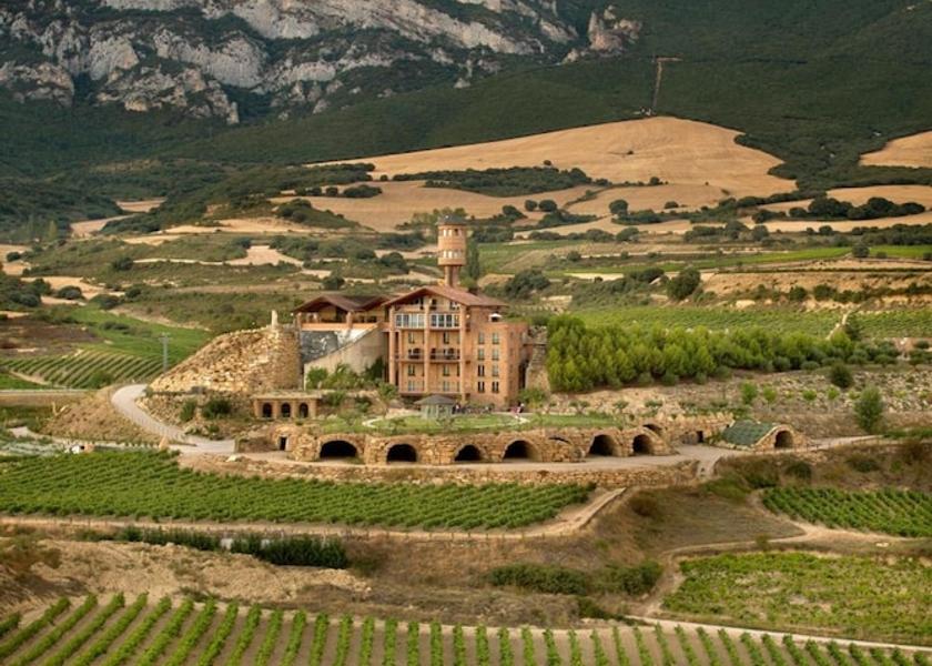 Basque Country Laguardia Property grounds