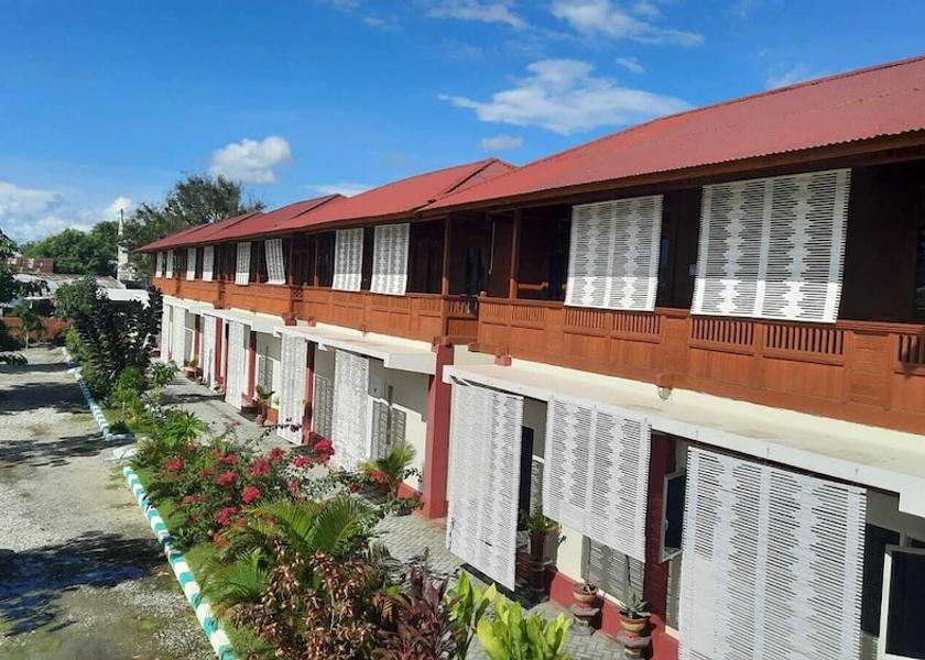  Palu Exterior Detail