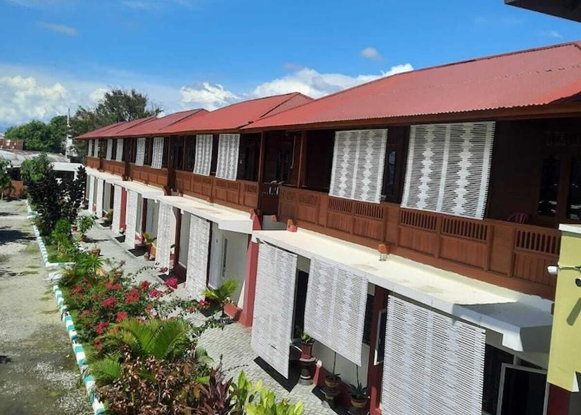  Palu Exterior Detail