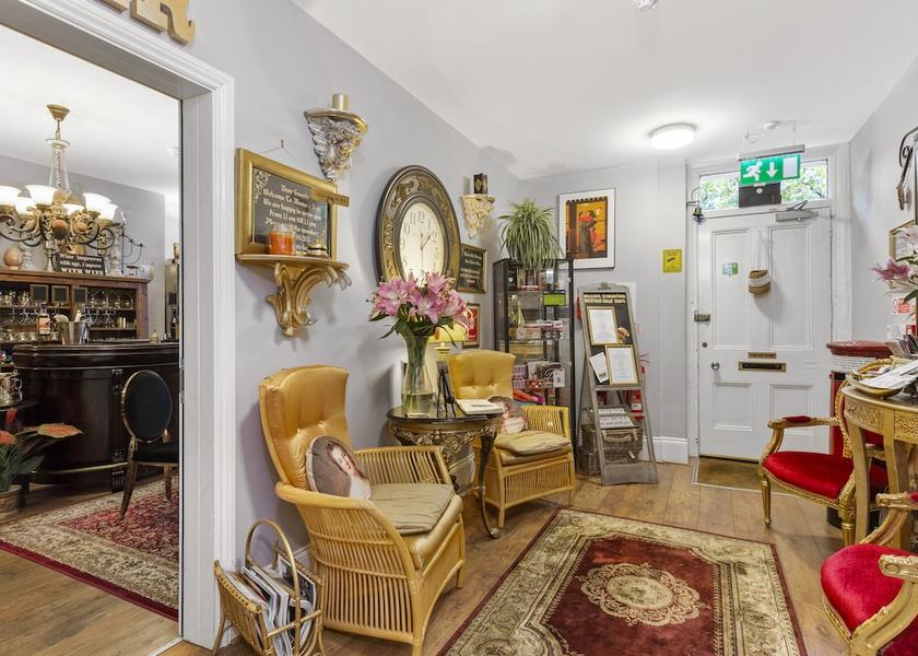 England Nottingham Lobby