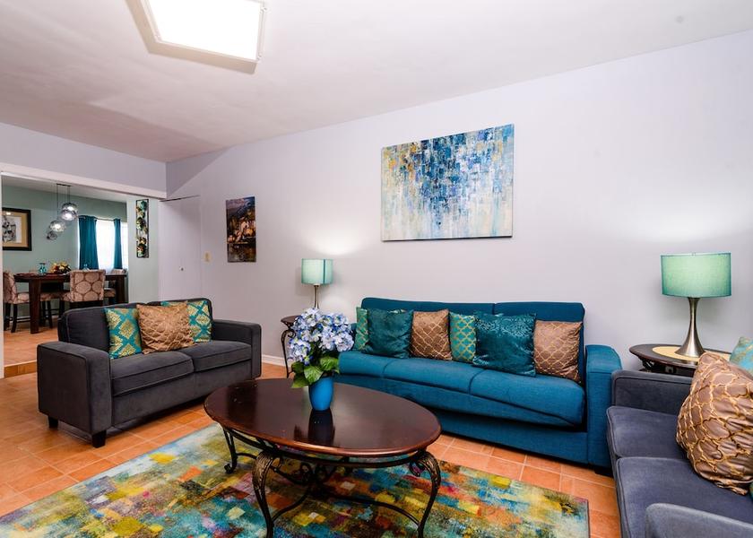  Port Antonio Living Area