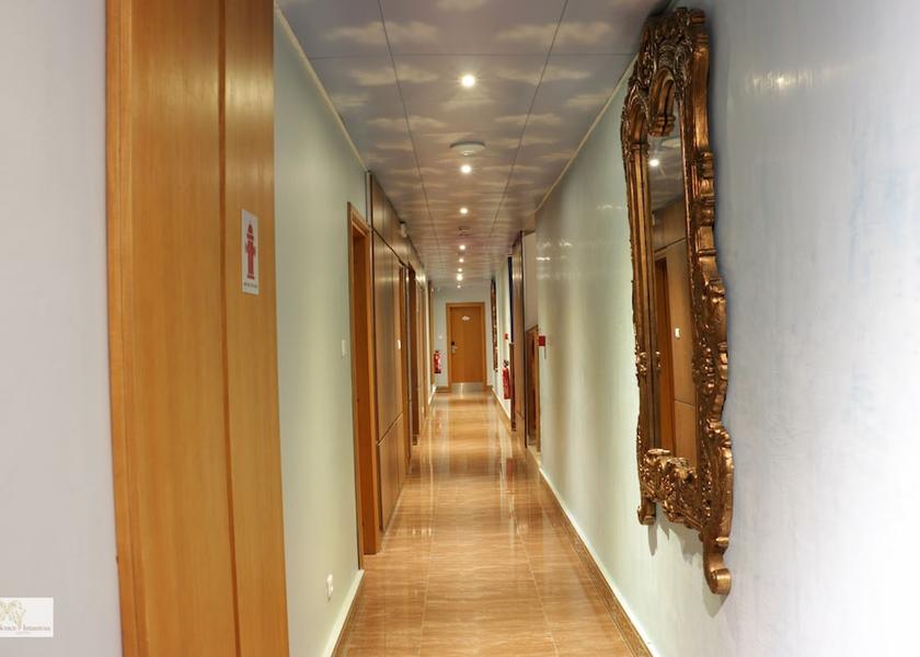  Douala Interior Entrance