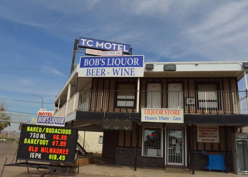 Alberta Medicine Hat Exterior Detail