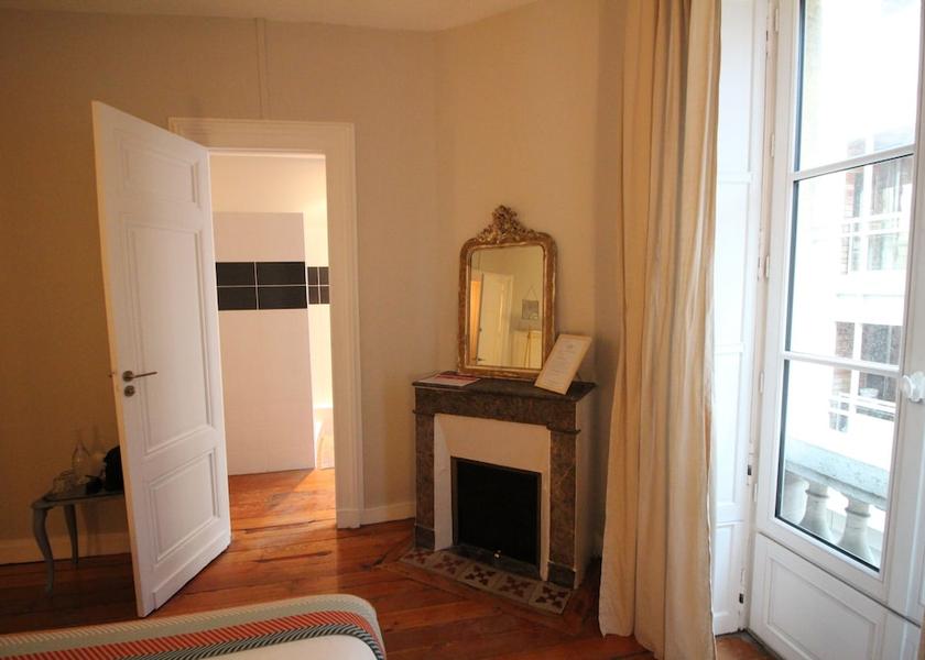 Nouvelle-Aquitaine Bordeaux Room