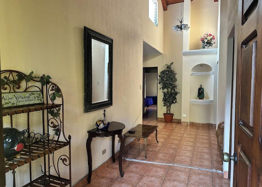 Sacatepequez Antigua Guatemala Interior Entrance