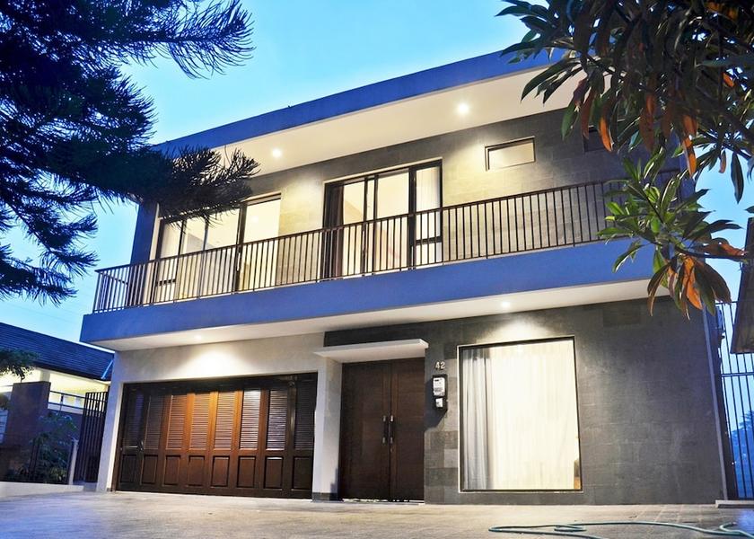 West Java Cimenyan Facade