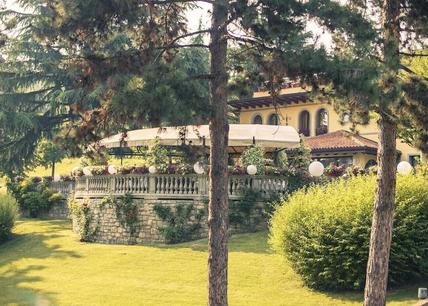 Lombardy Brusaporto Garden